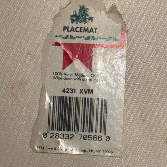 Vintage 90's Santa Placemat Christmas Town and Country Linen Vinyl 1994 - Picture 8 of 15